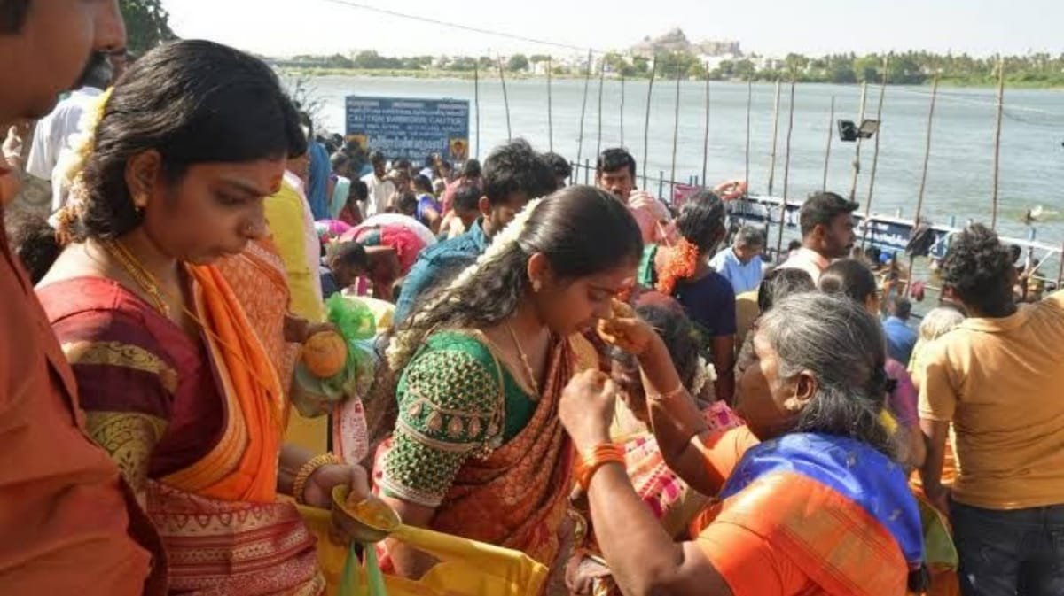 aadi 18 eppadi seivathu