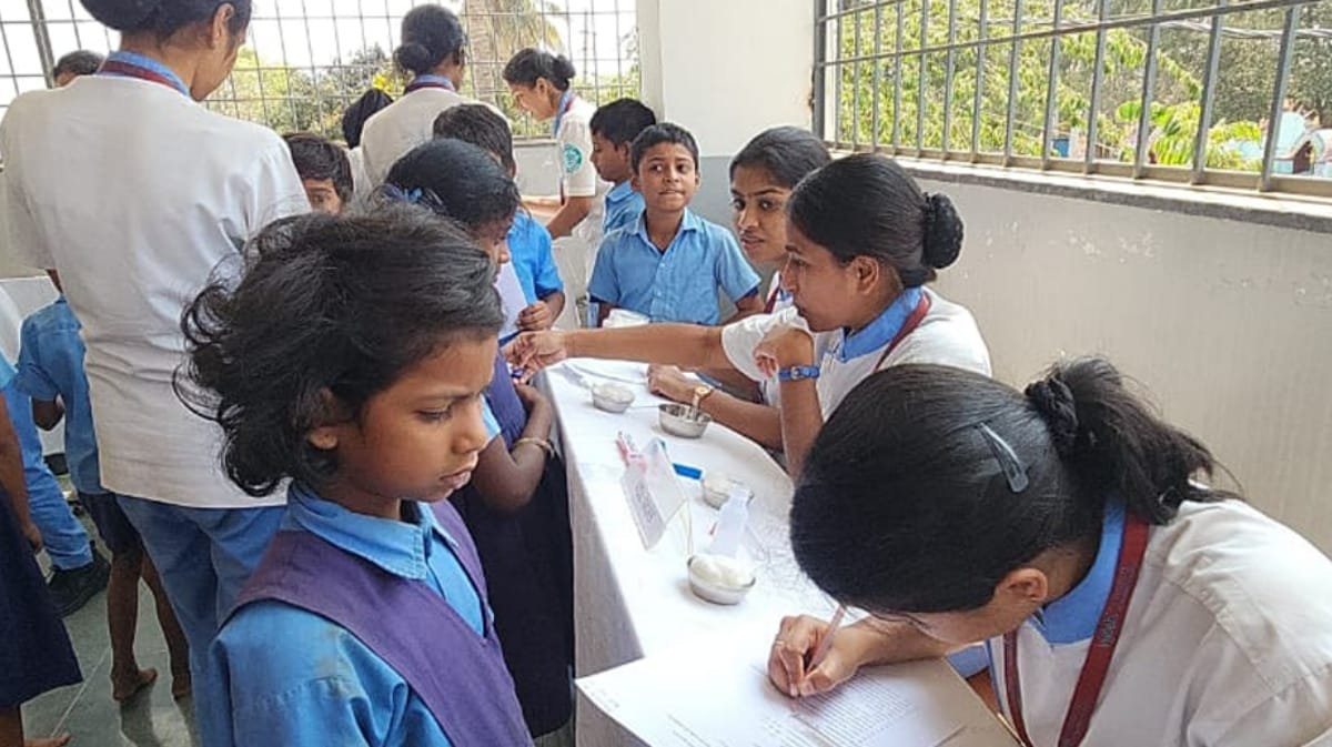 trichy-corporation-school-students-health-screening